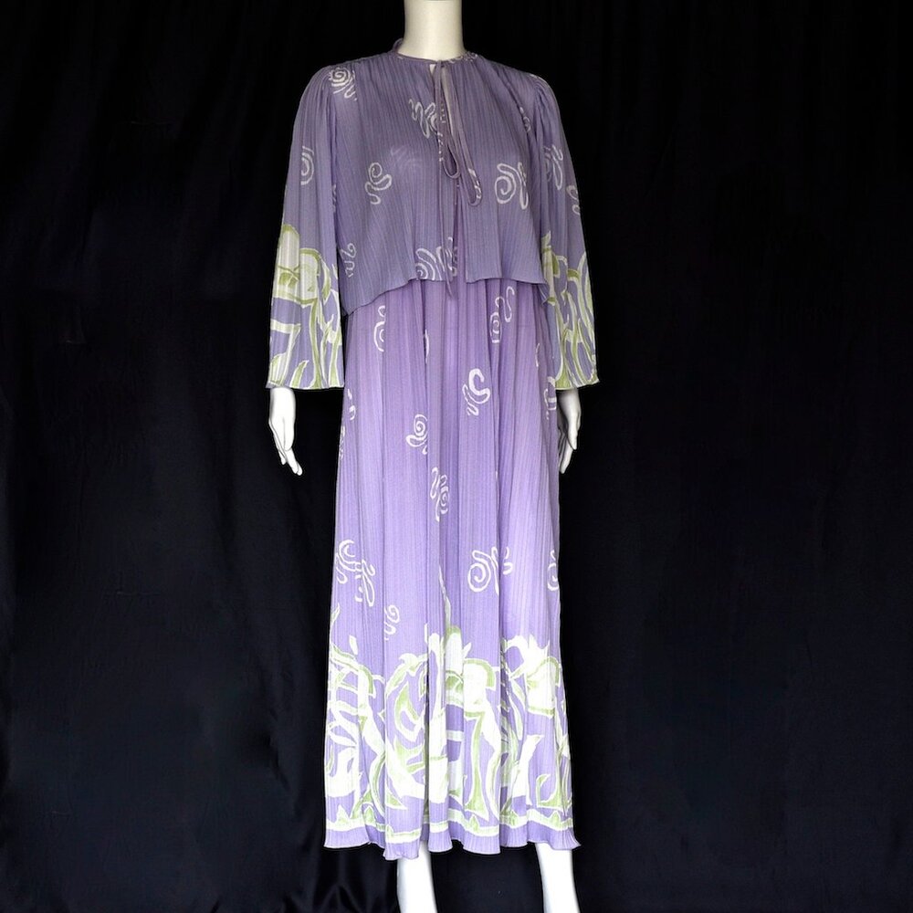 Bill Tice 1970's Plisse Mauve Lounge Ensemble